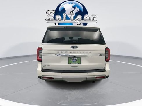 Used 2023 Ford Expedition Limited image 9