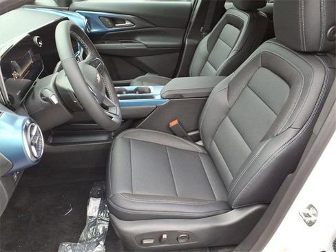 New 2026 Chevrolet Equinox EV LT image 10