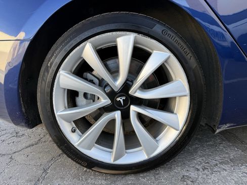 Used 2018 Tesla Model 3 Long Range image 29