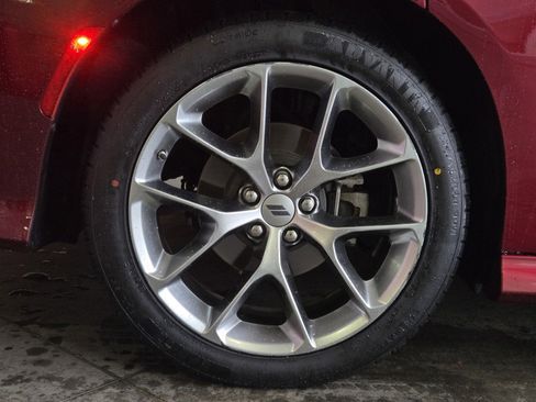 Used 2022 Dodge Charger GT w/ Navigation & Travel Group image 5