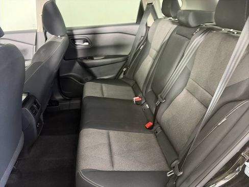 Used 2024 Nissan Rogue SV AWD/4WD image 13