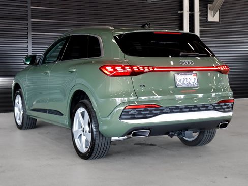 Certified 2025 Audi Q5 Premium w/ Premium Plus AWD/4WD image 2