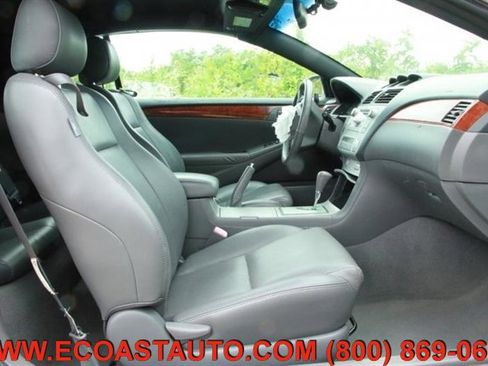 Used 2006 Toyota Solara SLE image 8