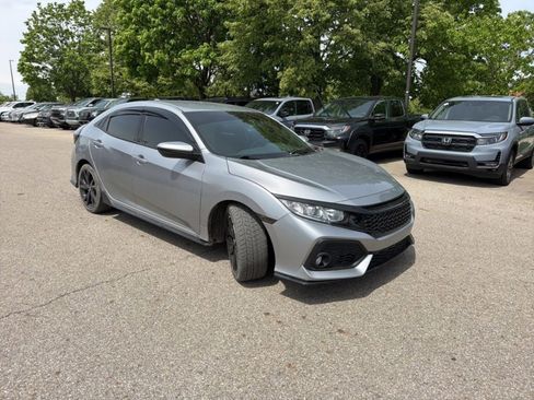 Certified 2017 Honda Civic Sport image 5