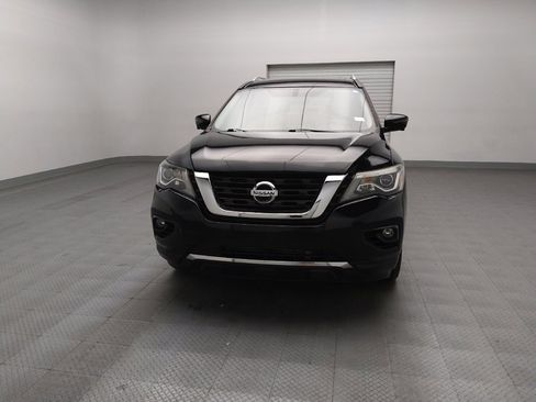 Used 2020 Nissan Pathfinder Platinum image 15