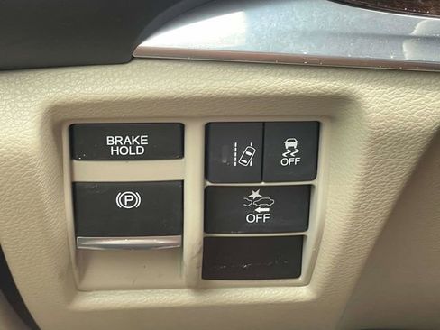 Used 2018 Acura MDX FWD w/ Technology Package image 33