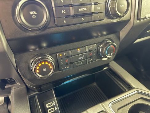 Used 2020 Ford F150 XLT w/ Equipment Group 302A Luxury image 18