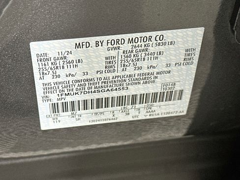 Used 2025 Ford Explorer Active w/ Active Comfort Package RWD image 12