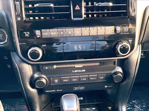 Used 2022 Lexus GX 460 Premium w/ Premium Plus Package AWD/4WD image 33
