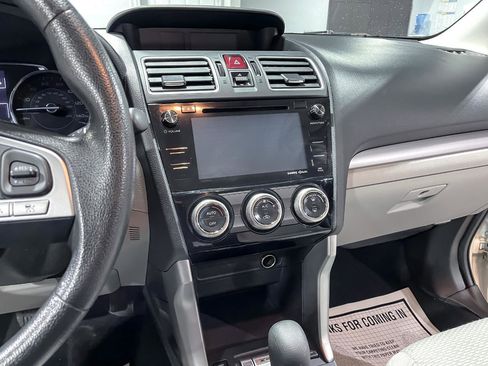 Used 2017 Subaru Forester 2.5i Premium image 25