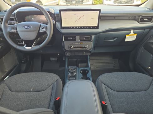 New 2025 Ford Maverick XLT w/ XLT Luxury Package image 8