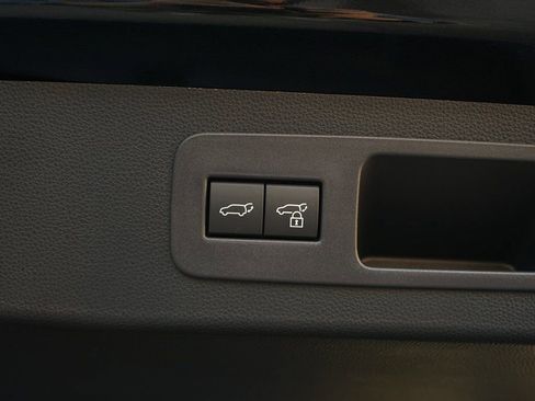 Used 2026 Lexus LX 700h Luxury w/ Accessory Package (Z1) image 38