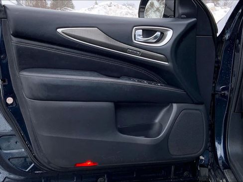 Used 2017 INFINITI QX60 AWD w/ Premium Plus Package image 21