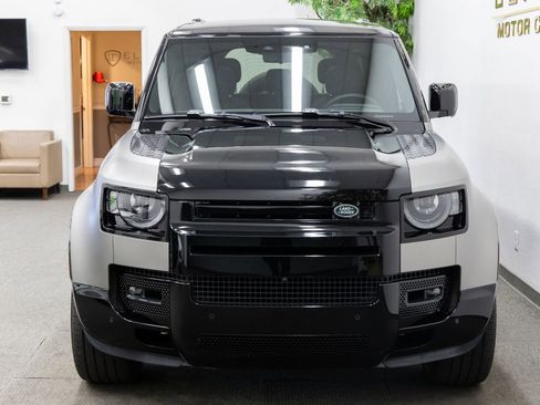 Used 2025 Land Rover Defender 110 X AWD/4WD image 12