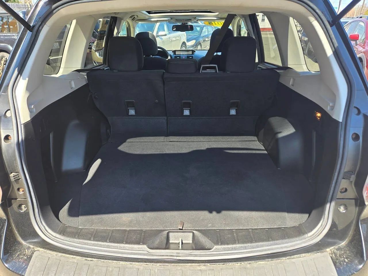 Used 2015 Subaru Forester 2.5i Premium w/ All-Weather Package AWD/4WD image 8