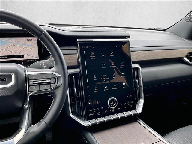 Used 2025 GMC Acadia Denali w/ LPO, Floor Liner Package FWD image 8