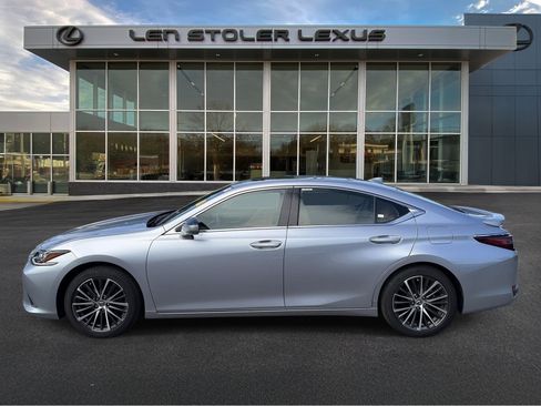 Certified 2025 Lexus ES 300h w/ Premium Package FWD image 3