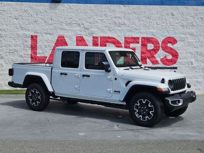 New 2026 Jeep Gladiator Sport