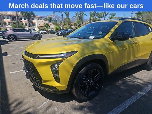 New 2025 Chevrolet Trax ACTIV w/ Driver Confidence Package image 2