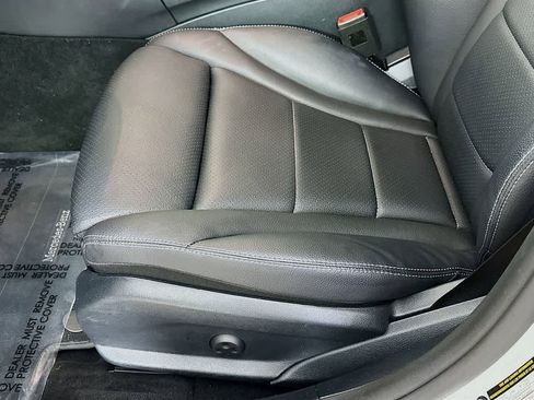 Used 2020 Mercedes-Benz C 300 Sedan image 29