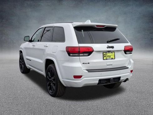 Used 2021 Jeep Grand Cherokee Laredo X image 6