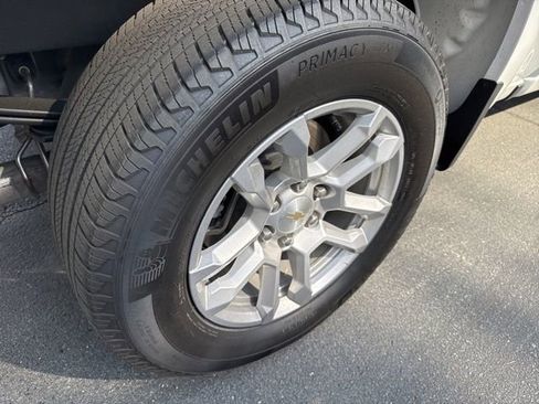 Used 2024 Chevrolet Silverado 1500 LT image 31