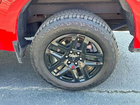 Used 2024 Chevrolet Silverado 1500 Custom w/ Turbomax Blackout Package image 24