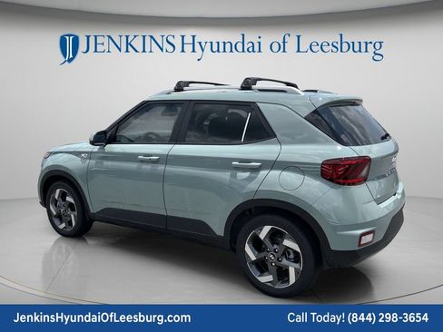 New 2026 Hyundai Venue SEL FWD image 6