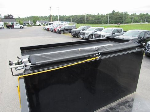 New 2025 GMC Sierra 3500 Pro w/ Convenience Package image 28