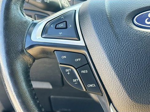 Used 2021 Ford Edge SEL AWD/4WD image 10