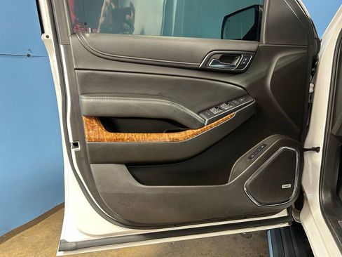 Used 2018 Chevrolet Tahoe Premier AWD/4WD image 33