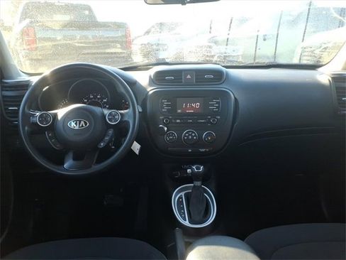 Used 2015 Kia Soul image 12