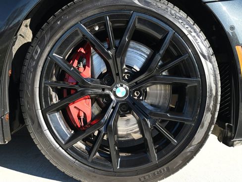 Used 2022 BMW M550i xDrive w/ Premium Package image 54