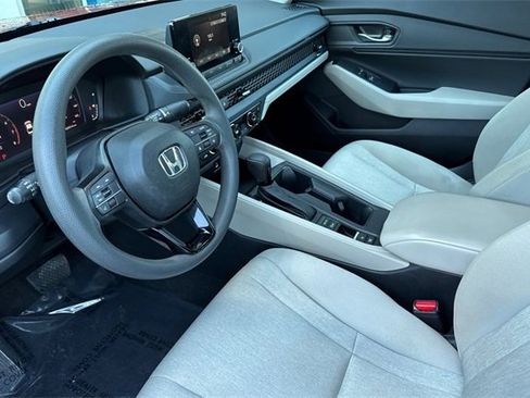 Used 2023 Honda Accord EX image 10