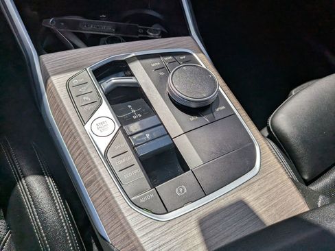 Used 2025 BMW 330i Sedan RWD image 27
