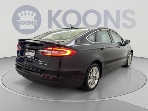 Used 2019 Ford Fusion Energi Titanium FWD image 8