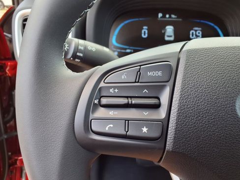 New 2025 Hyundai Venue SEL image 26