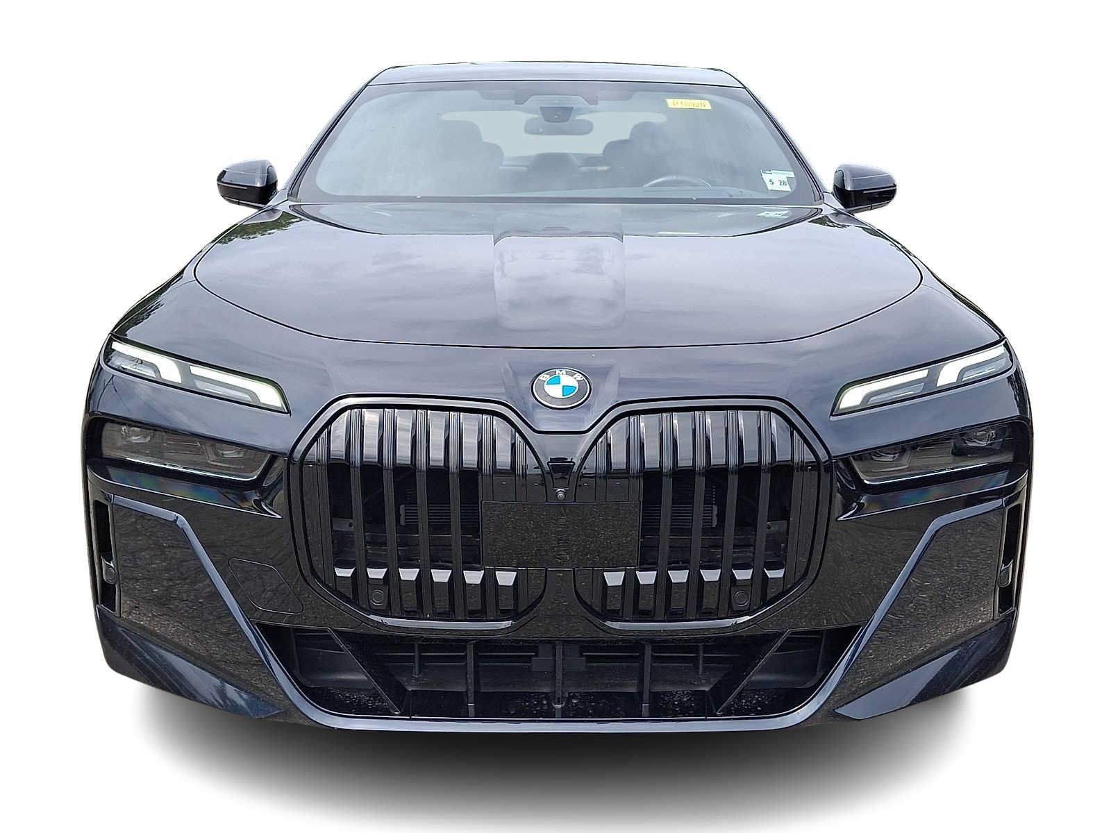 Used 2023 BMW 760i xDrive AWD/4WD image 2