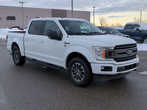Used 2018 Ford F150 XLT w/ Equipment Group 302A Luxury image 2