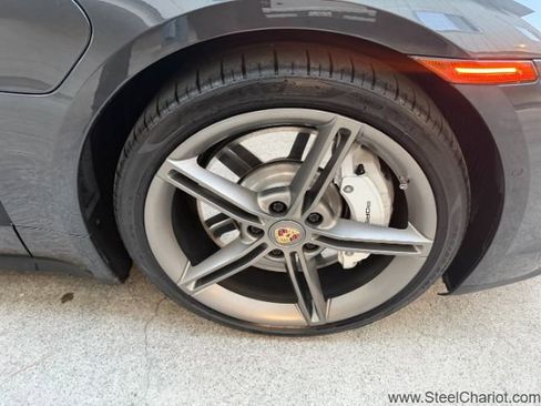 Used 2022 Porsche Taycan image 36