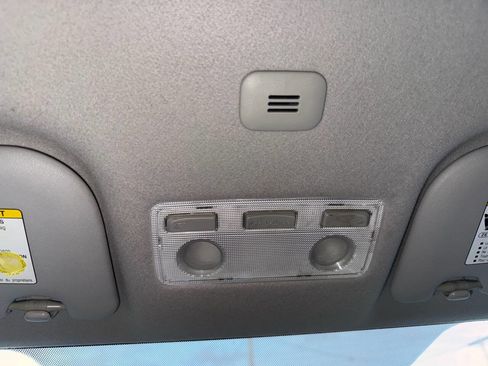 Used 2015 Toyota Prius C Two FWD image 31