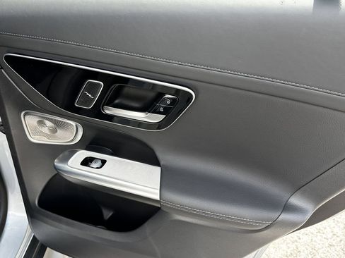 Certified 2024 Mercedes-Benz GLC 300 image 19