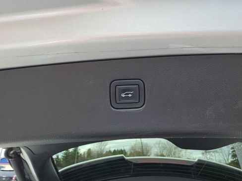 Certified 2020 Chevrolet Blazer LT image 31