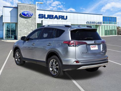 Used 2018 Toyota RAV4 Limited image 4