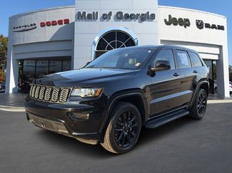 Used 2022 Jeep Grand Cherokee Laredo X AWD/4WD video 1
