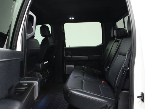 Used 2025 Ford F150 Lariat w/ Equipment Group 502A High AWD/4WD image 13