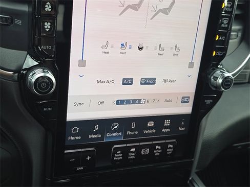 New 2026 RAM 3500 Laramie w/ Max Tow Package image 10