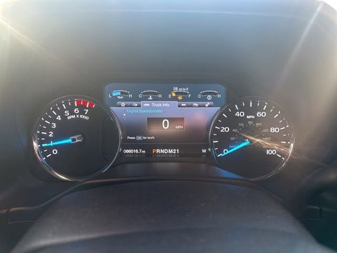 Used 2017 Ford F250 Platinum w/ Platinum Ultimate Package image 8