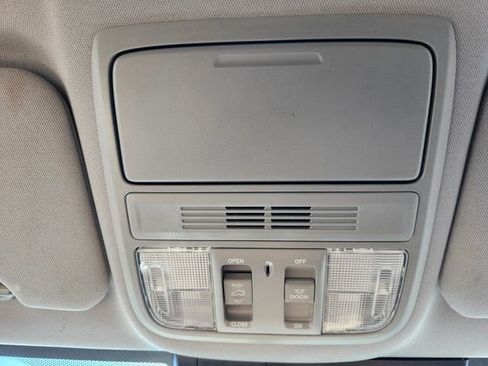 Used 2022 Honda CR-V EX image 25