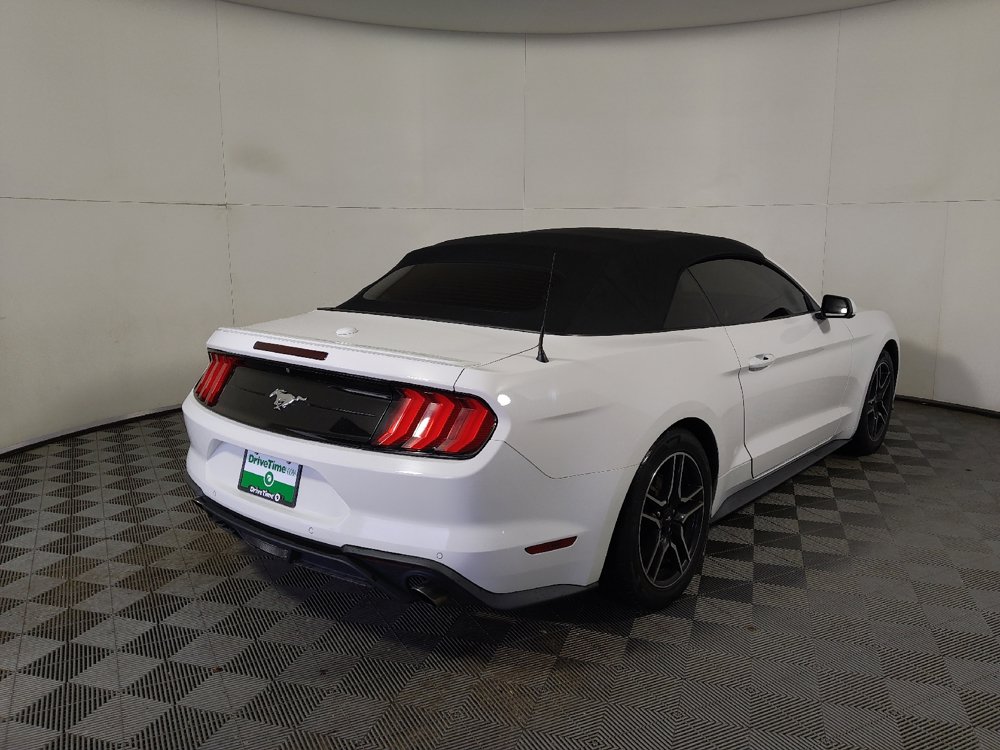 Used 2021 Ford Mustang Premium RWD image 9